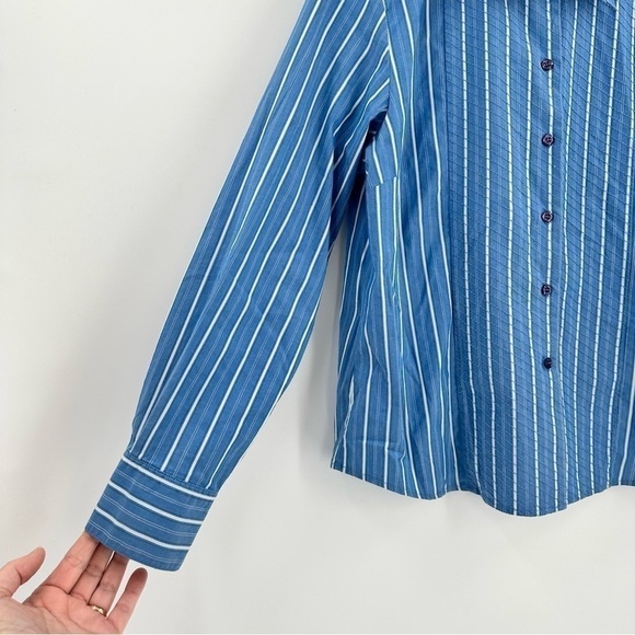 GOODCLOTHES Textured Stretch Women’s Blue Long Sleeve Button Down Size Large - Picture 9 of 13